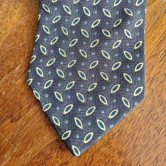 Oscar de la Renta 100% Silk Tie - Picture 2 of 6
